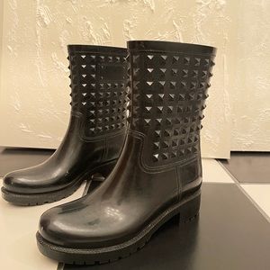 Black Rain Boots